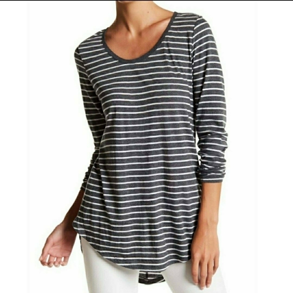 Abound Gray and White Striped Scoop Neck Tunic